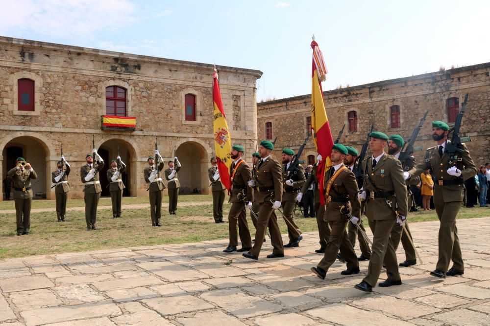 Més de 300 persones juren bandera al Castell de Figueres