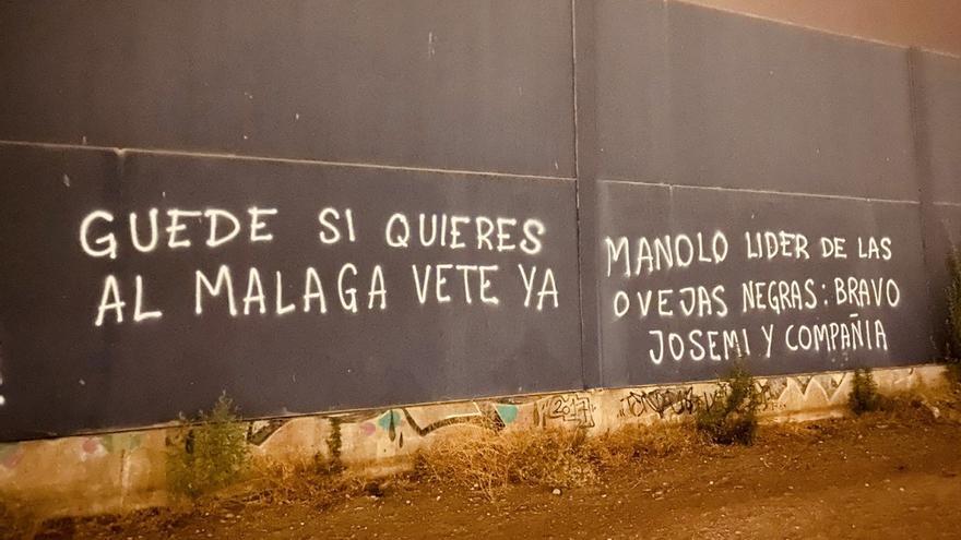 Pintadas contra Guede, Manolo Gaspar y el administrador en La Rosaleda