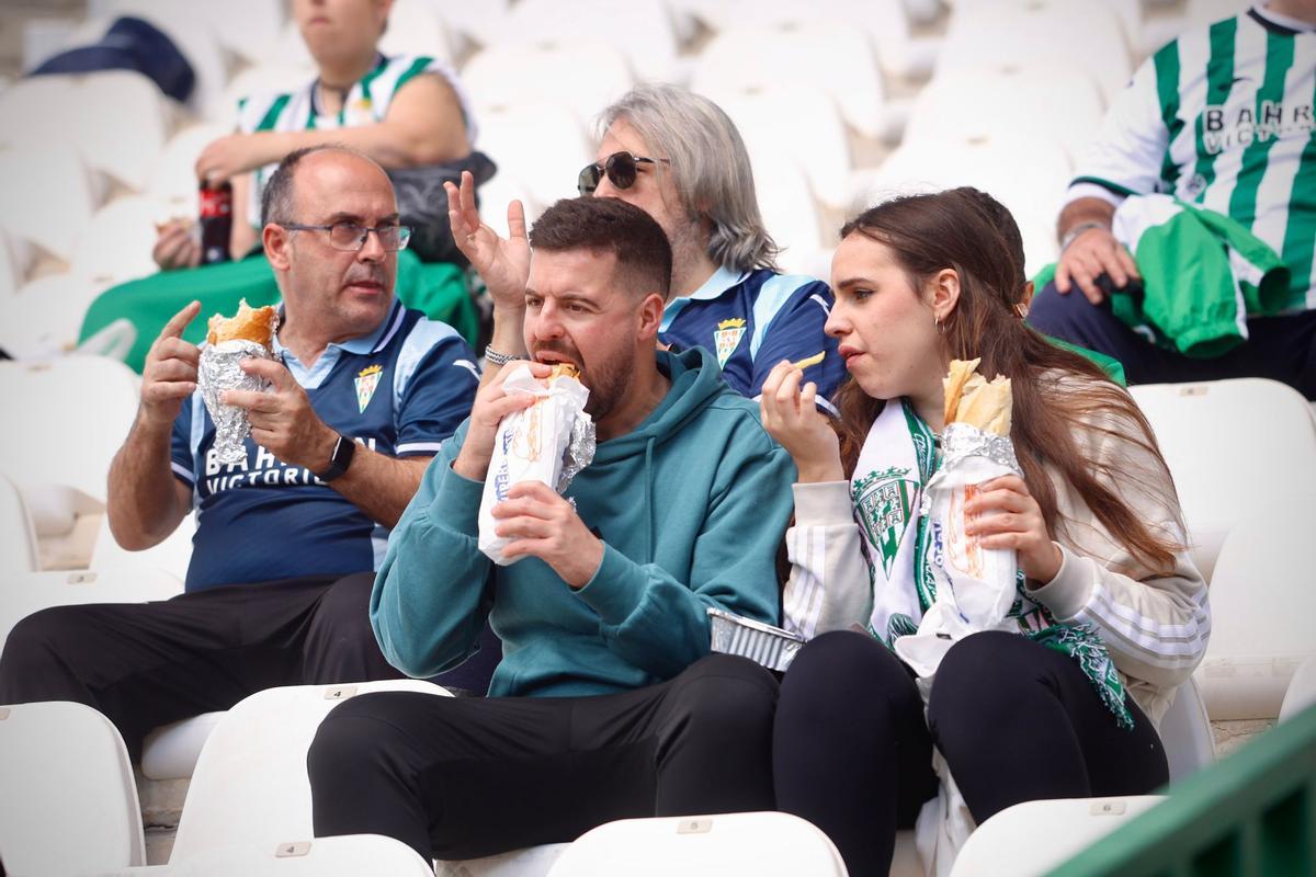 Córdoba CF-Real Sociedad B | Las imágenes de la afición en El Arcángel Córdoba CF-Real Sociedad B | Las imágenes de la afición en El Arcángel