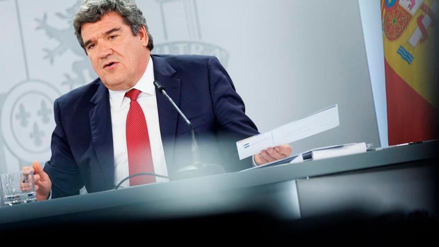 Buenas noticias para los trabajadores: el regalo de 1000 euros del Gobierno para comprar un ordenador si están en esta lista
