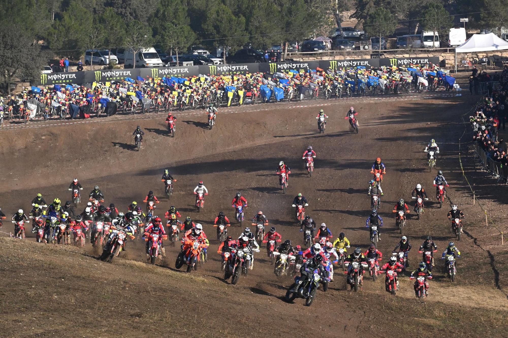 L'EnduRoc aplega més 700 pilots a Les Comes, Súria