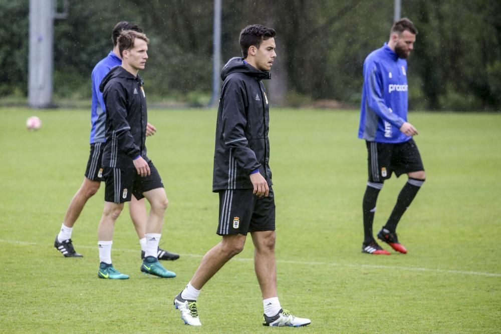 Entrenamiento del Real Oviedo en El Requexón