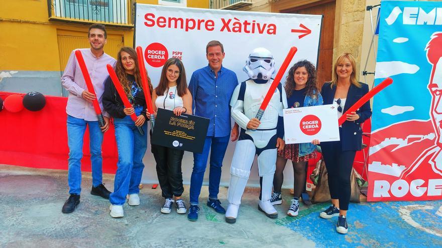 Una fiesta centrada en la saga Star Wars para captar el voto joven