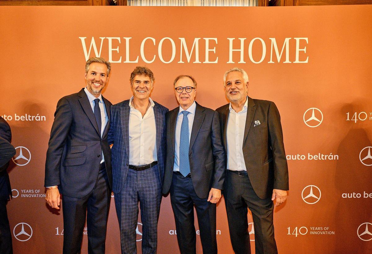 Miquel Martí, CEO de Movento, Xavier Beltrán, Josep Maria Martí, presidente de Moventia y Joaquim Badía, gerente de Auto Beltrán- Movento Stern en la presentación de dos nuevos modelos