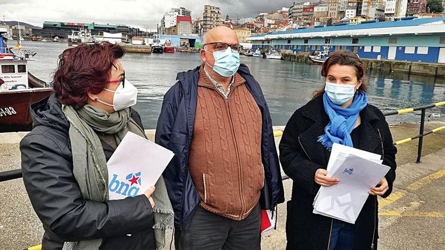 Carmela González, Xabier Aboi y Ana Miranda, ayer en Vigo.