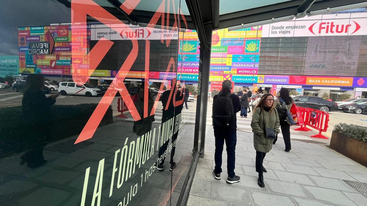 Marquesina promocional de Madring a la entrada de IFEMA.