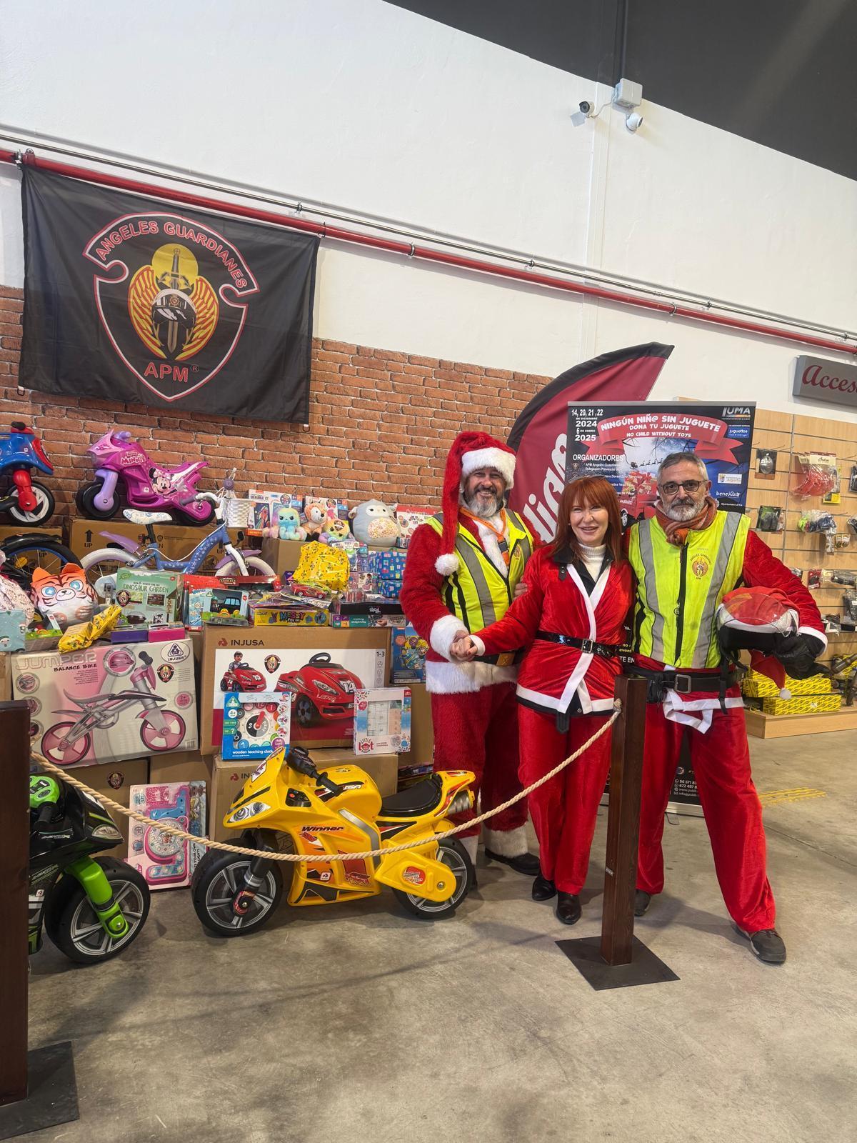 Algunos de los juguetes conseguidos durante la jornada solidaria