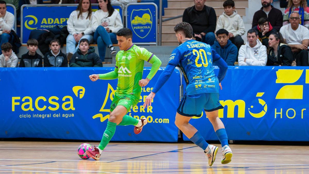 Dura derrota del Servigroup Peñíscola antes de la Copa