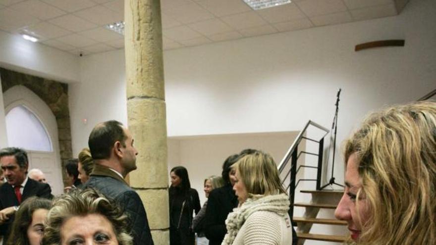 Participantes en la presentación de la campaña, en la Escuela de Cerámica.