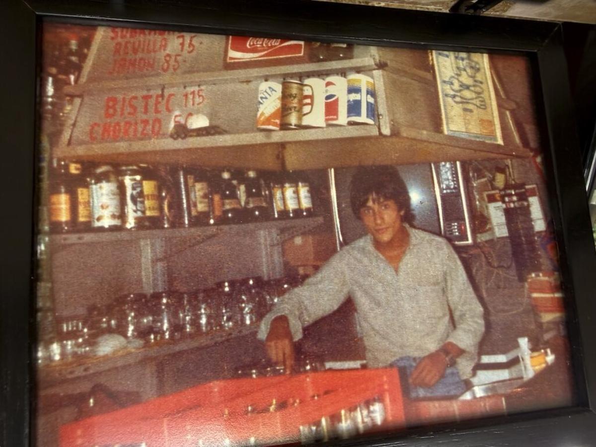 Una de las fotos antiguas de Jordi Sansó en la Casona Can Jordi.