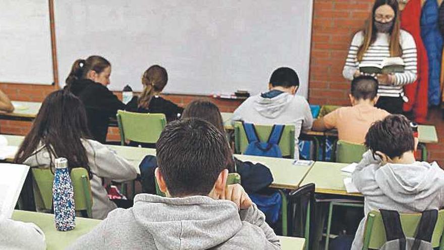 Alumnes a l’escola Pla de Girona, aquest curs