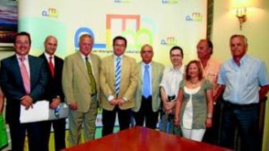 El Pacto Local por el Empleo lleva al mercado laboral 2,4 millones