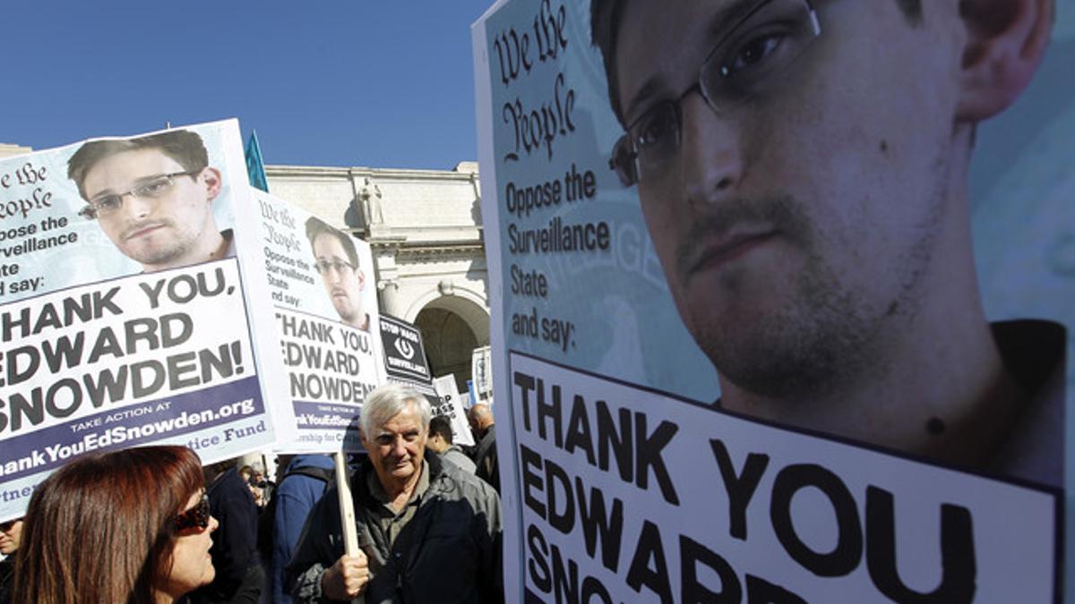 Manifestación en apoyo de Snowden y contra el programa de vigilancia de la NSA, el pasado octubre en Washington.