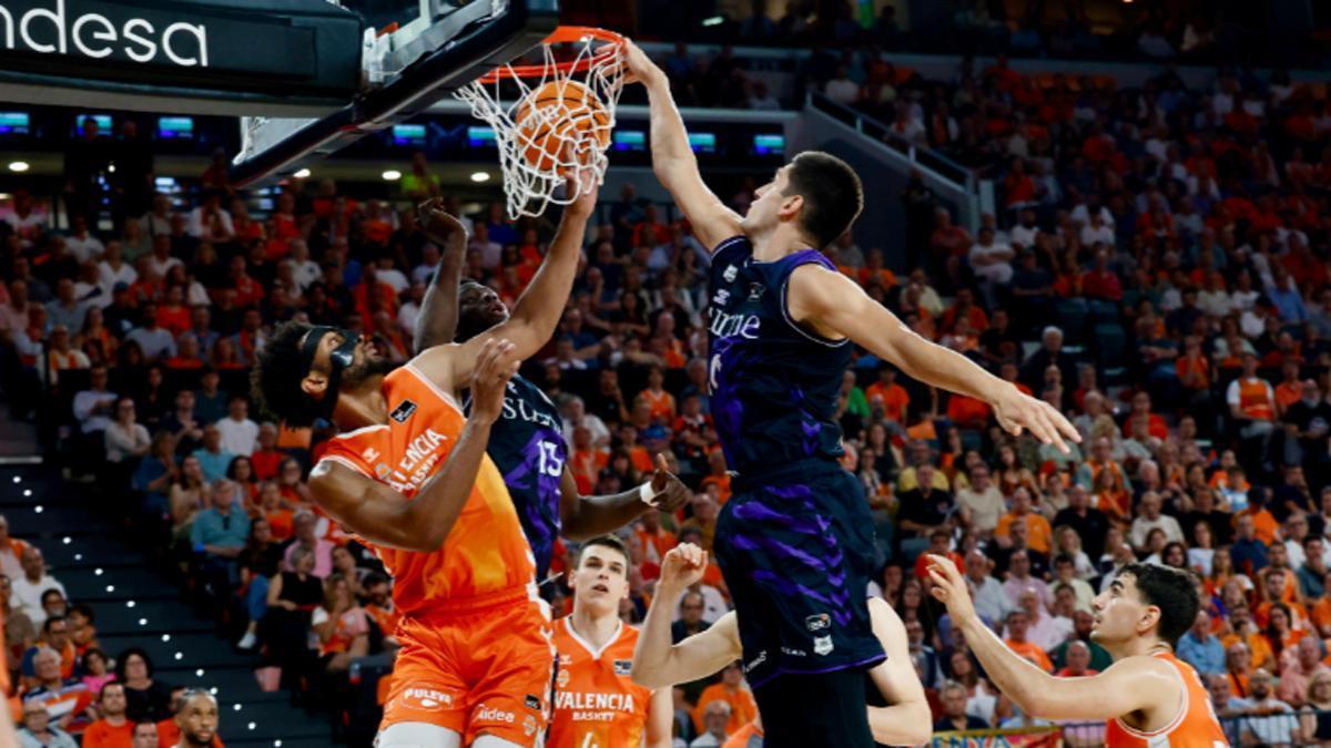 Key, ante un ataque del Surne Bilbao