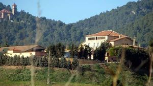 Precintada una masia que preparava una macrofesta per la nit de Cap d’Any a Viladecavalls.
