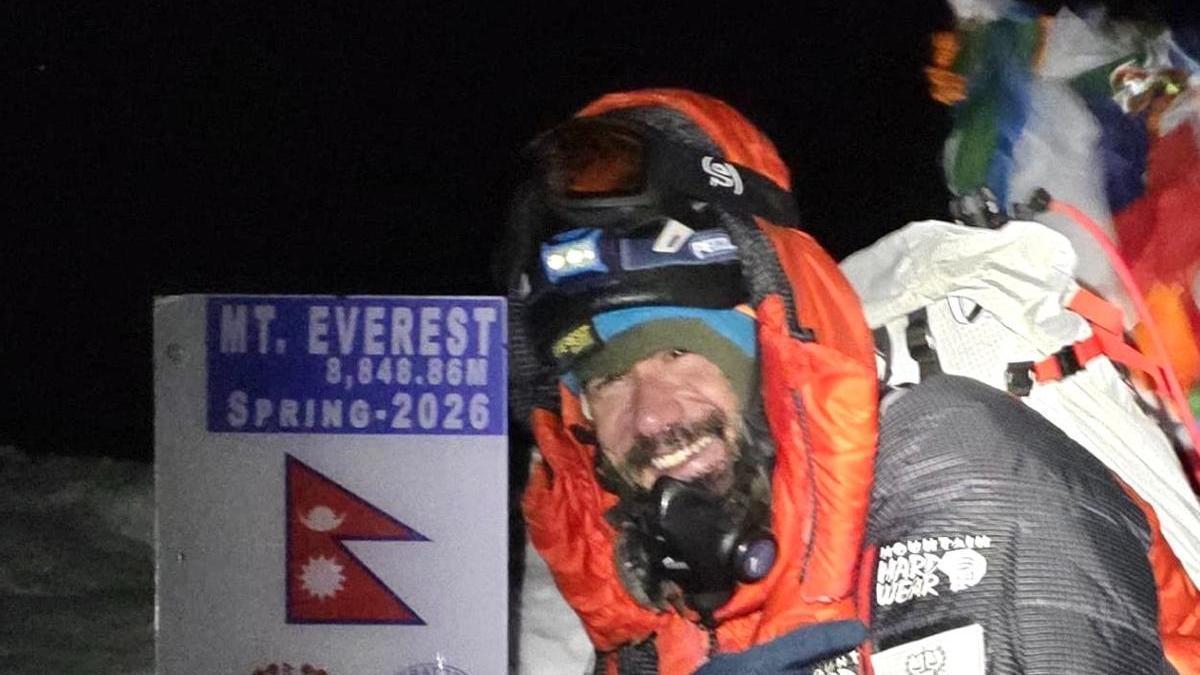 Fugardo, al cim de l'Everest