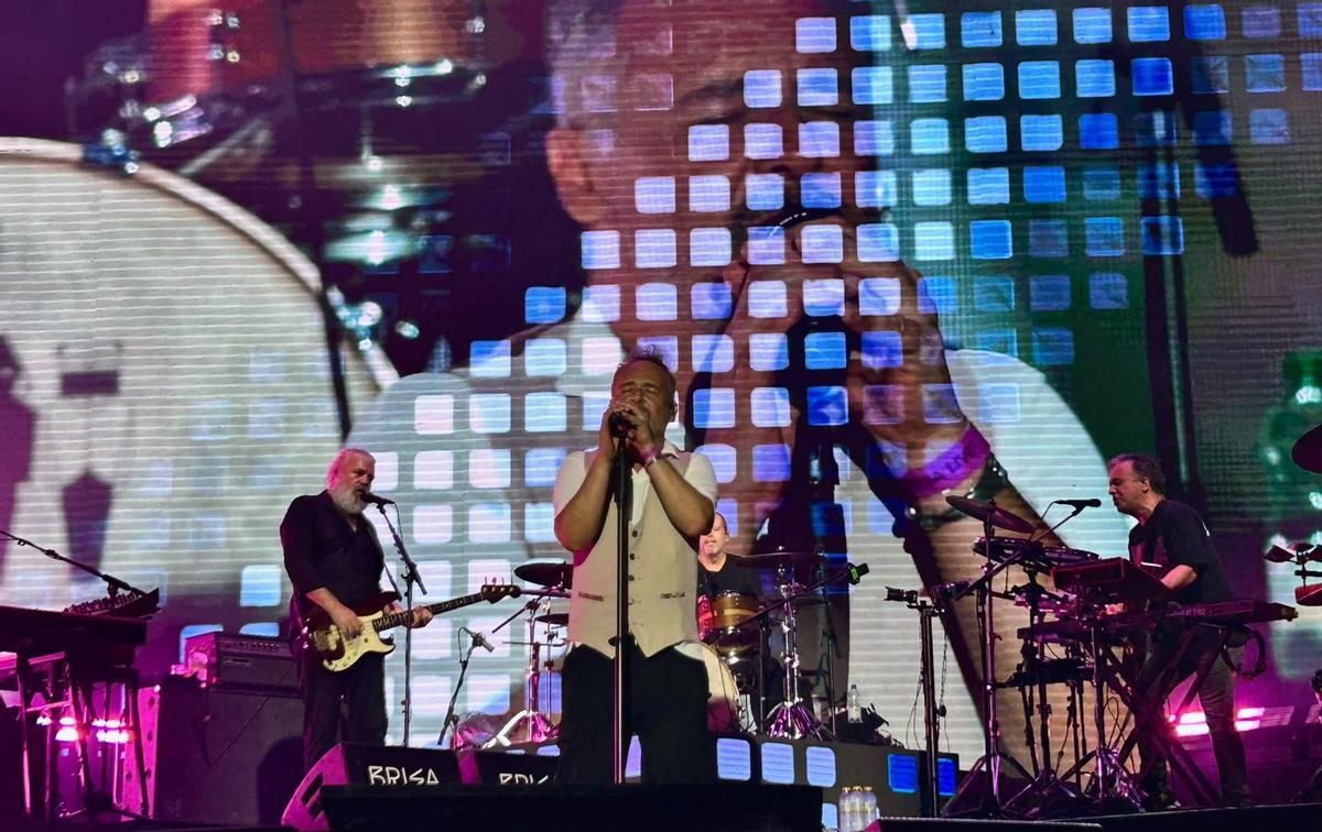 Love of Lesbian en el Festival Brisa