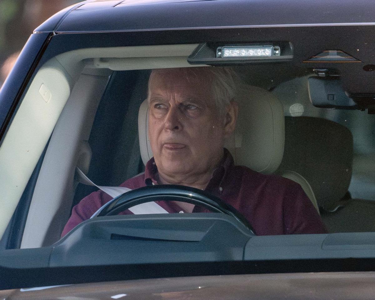 El príncipe Andrés, en el punto de mira por su conexión con Jeffrey Epstein