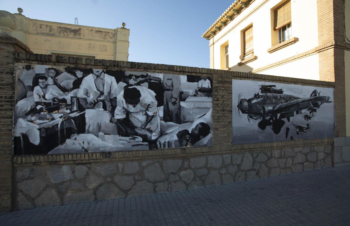 Mural entres los dos núcleos.