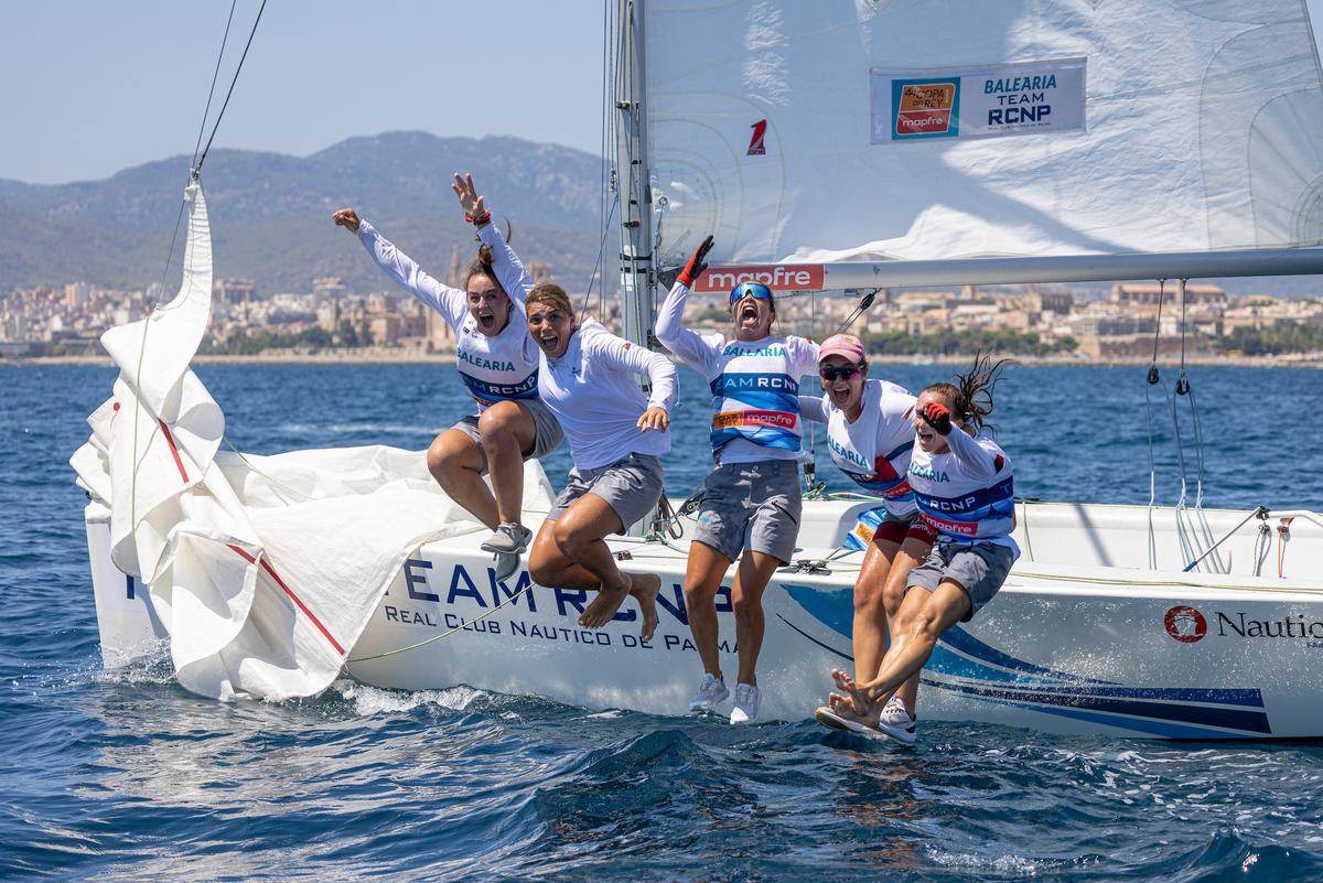 El Team Baleària RCNP se proclamó campeón de la clase Baleària Women's por cuarta vez