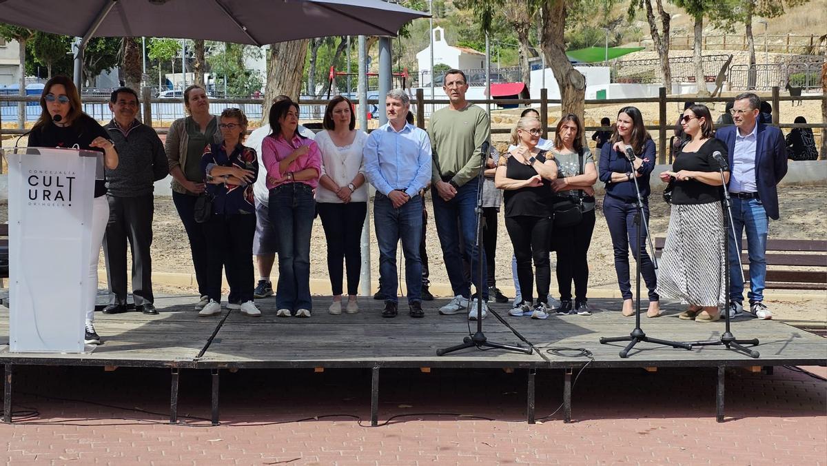 Miembros de la Corporación, en la inuguración de los Murales de San Isidro