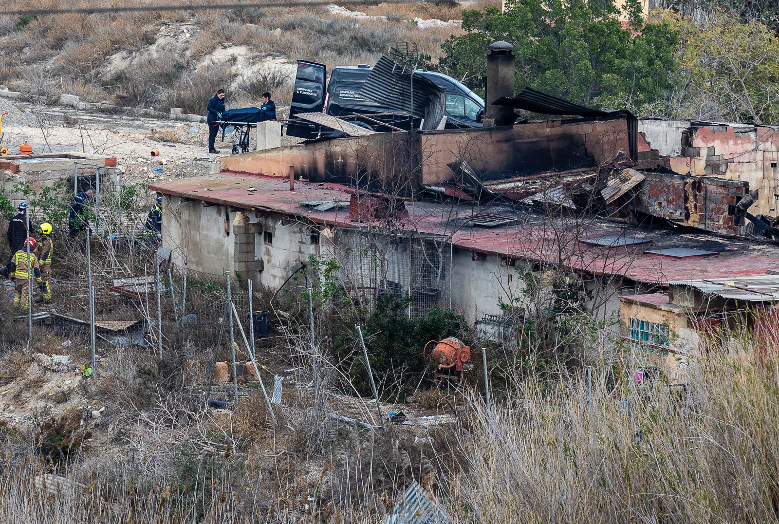 Grave explosión en la pirotecnia Hermanos Sirvent en Fontcalent, Alicante