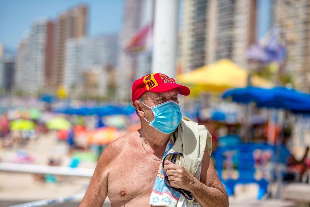 Este es el aspecto que presentan hoy las playas de Benidorm