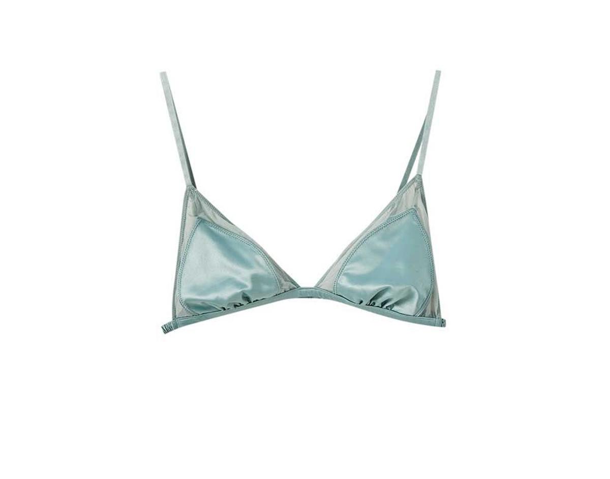 Sujetador de satén en color verde agua de la colección Intimates de Pull&amp;Bear. (Precio: 17,99 euros)