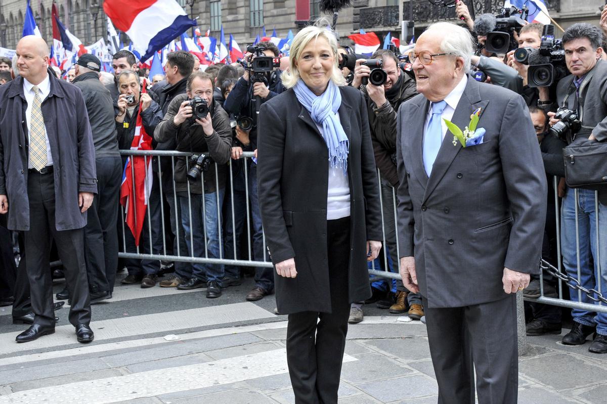 L’històric líder ultradretà francès Jean-Marie Le Pen, ingressat a l’hospital