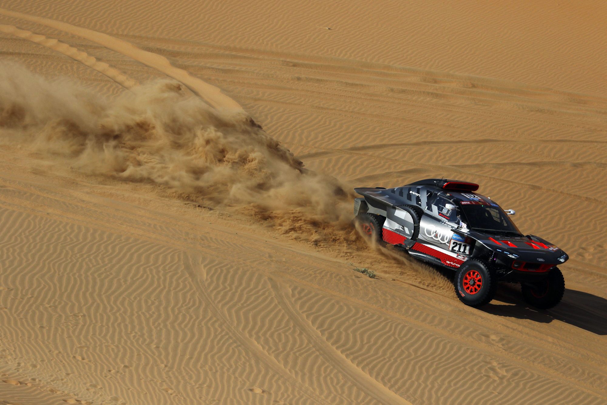 Dakar Rally (163444752).jpg