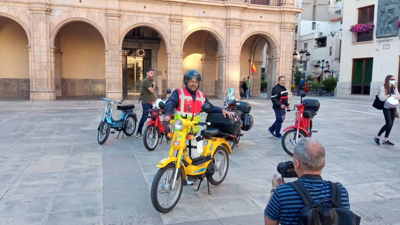 GALERÍA | Las postales de la Vespa que recorre España y llegará el sábado a Zamora