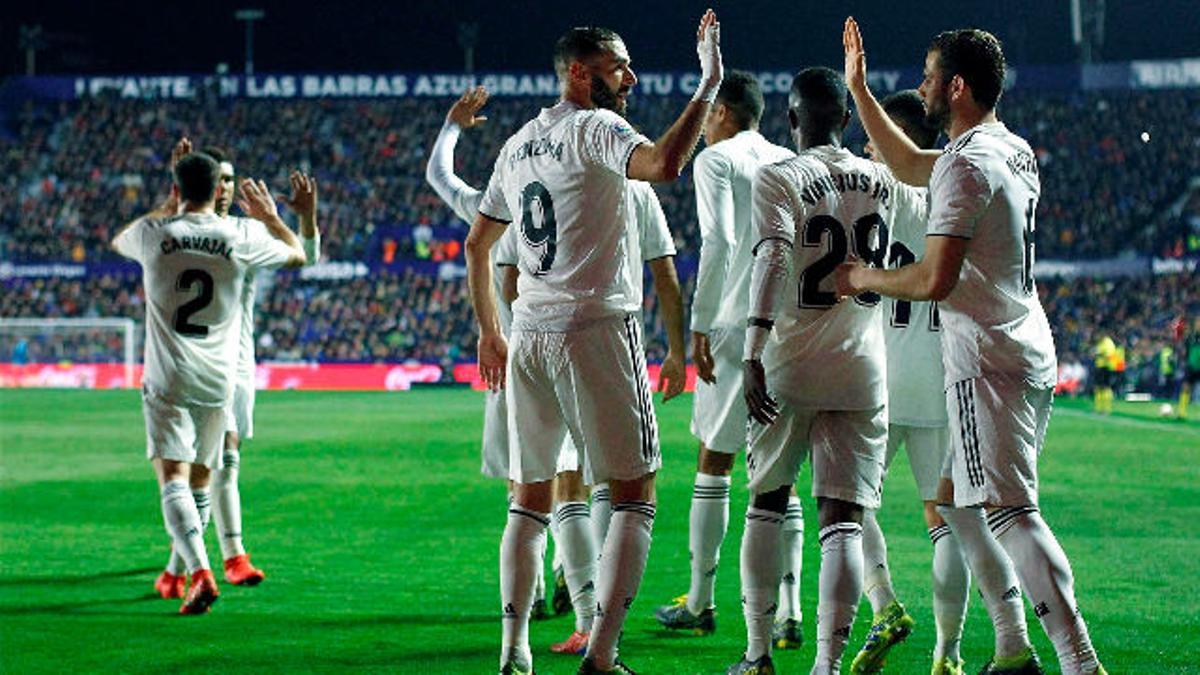 El Madrid se apoya en el VAR para seguir vivos en La Liga