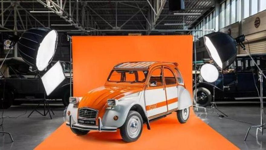 Citroën recupera un dels seus grans mites: així celebra els 50 anys del mític 2 CV Spot