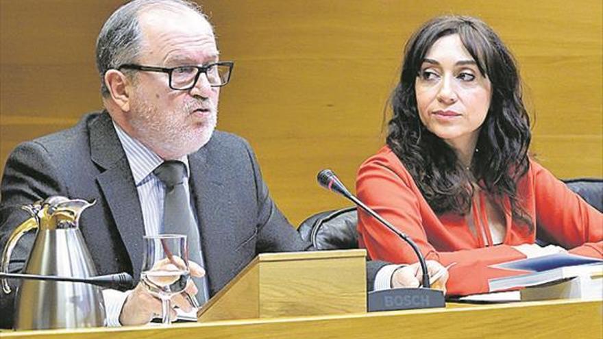 Font de Mora defiende que su gestión se ajustó «siempre a la ley»