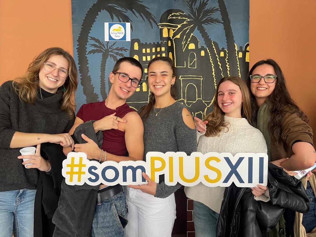 Así fue el Primer Encuentro Intergeneracional de alumnos organizado por el Pius XII Así fue el Primer Encuentro Intergeneracional de alumnos organizado por el Pius XII