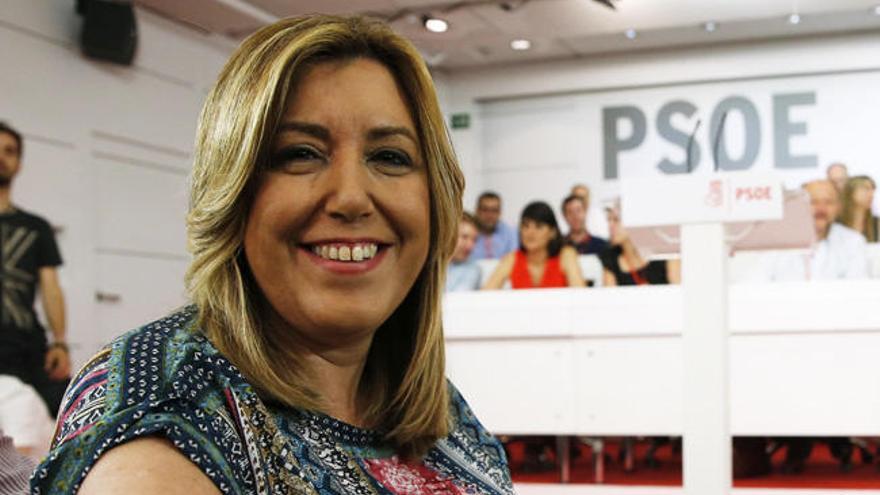 Susana Díaz se postula para liderar el PSOE.