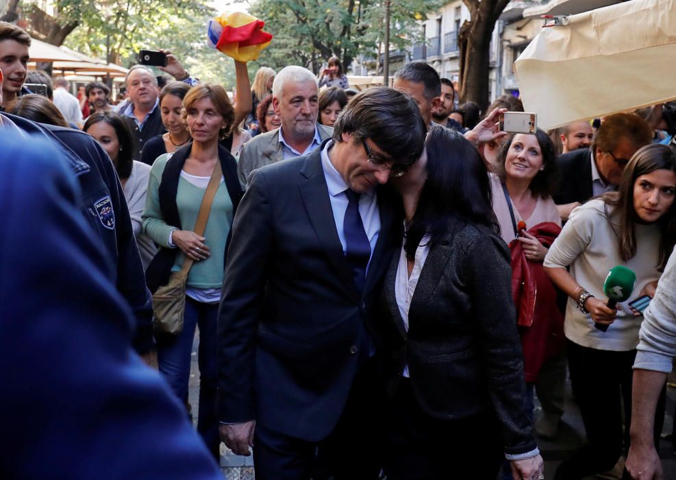 Así es Marcela Topor, la mujer de Puigdemont