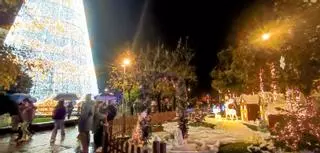 Ourense inaugura su Navidad más luminosa