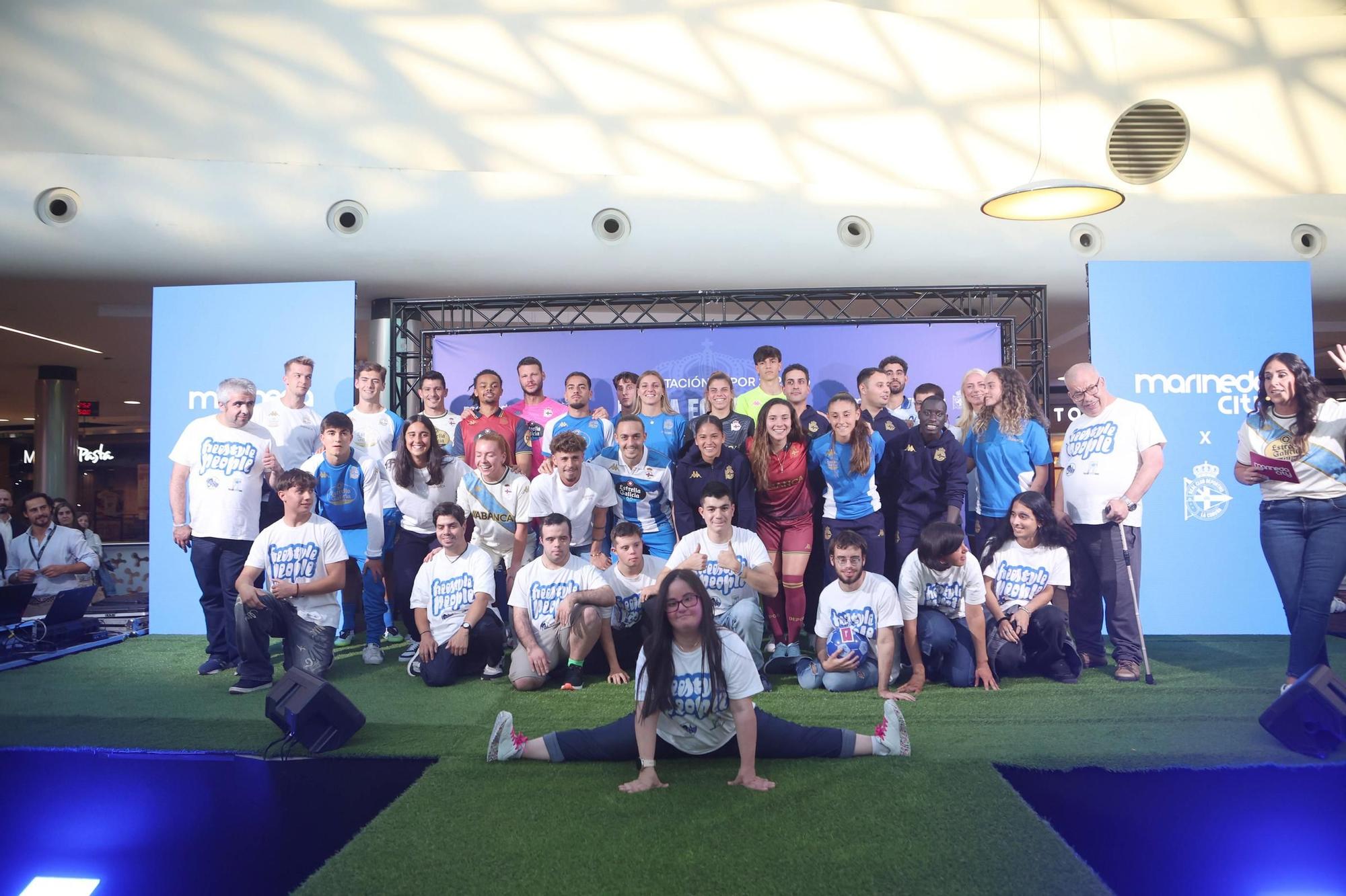 El Deportivo presenta en Marineda City sus equipaciones para la temporada 2025-2026