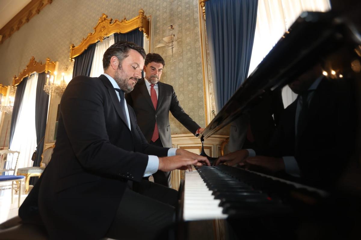 Las fotos de la "cumbre histórica" de los alcaldes de Alicante y Elche