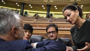 El Govern central vetarà les xarxes socials amb "contingut nociu" a menors de 16 anys encara que tinguin permís dels seus pares