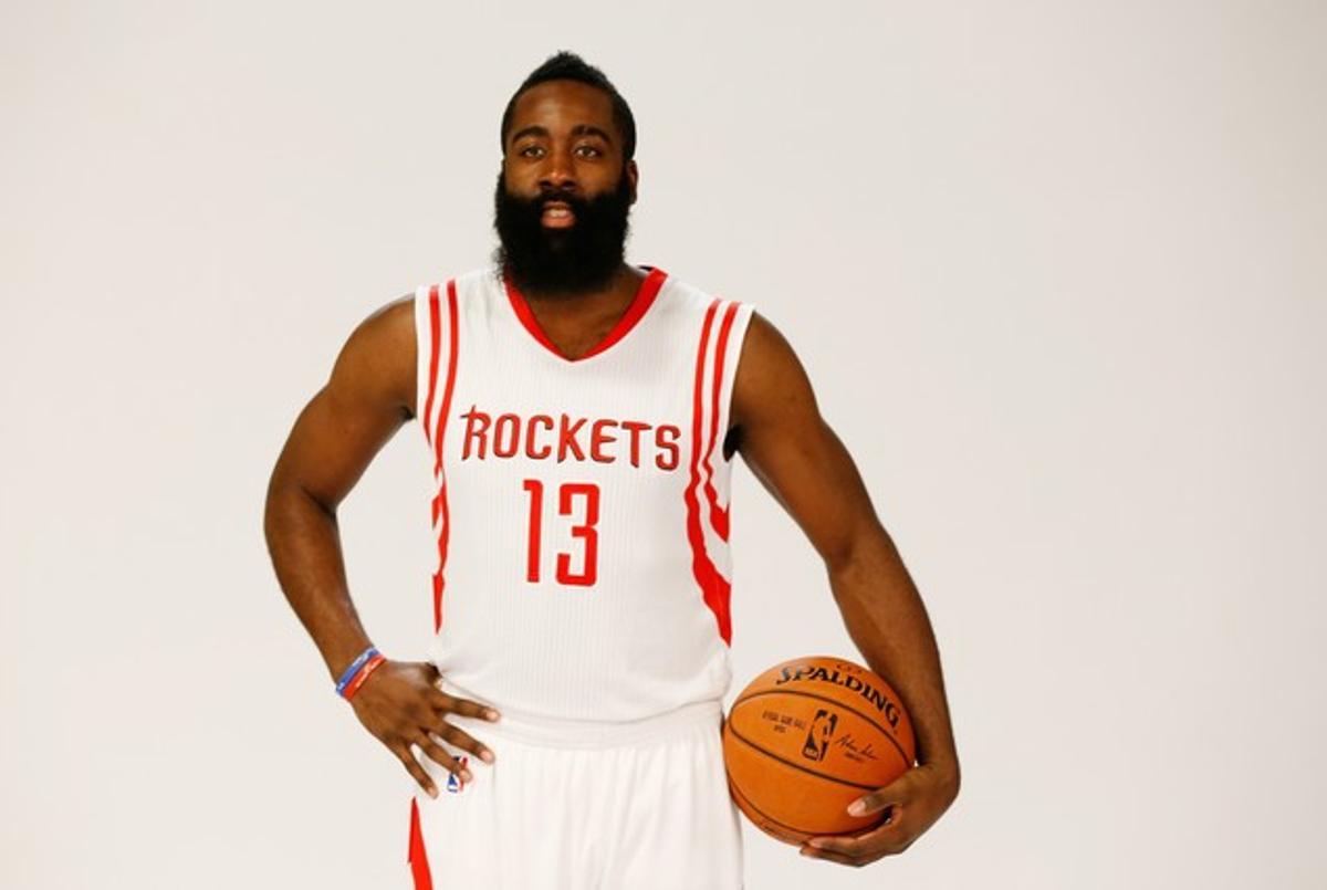 James Harden, el barbut més famós de la NBA.
