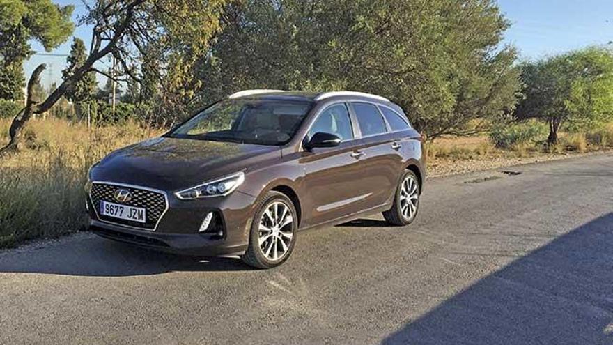 Hyundai I30 CW 1.6 Crdi 136 CV Style Lux: Practicidad compacta