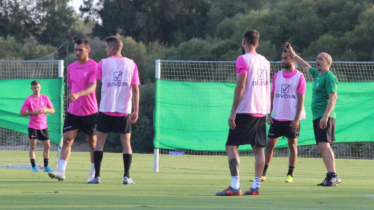 Córdoba CF: 26 partidos para un ascenso