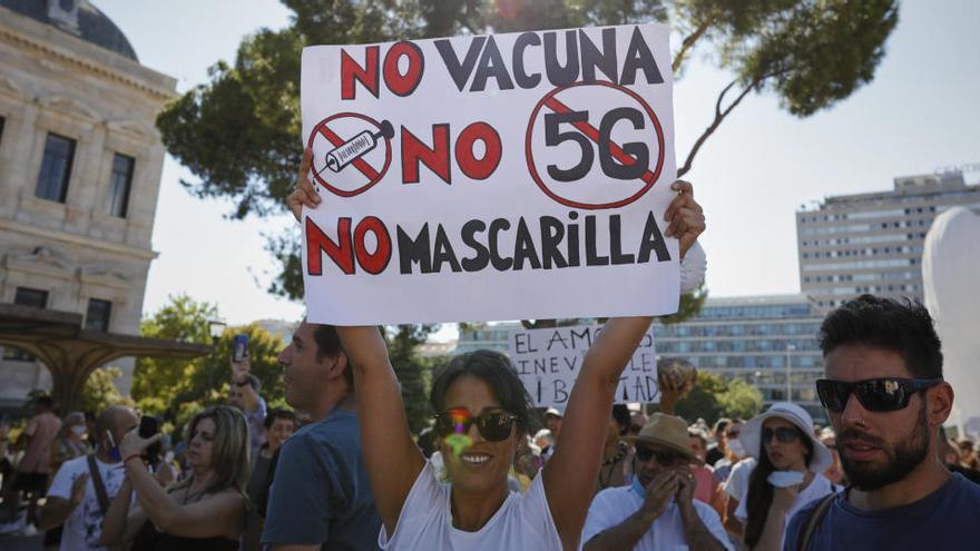 Manifestació contra l&#039;ús obligatori de la mascareta a Madrid, el 16 d&#039;agost |