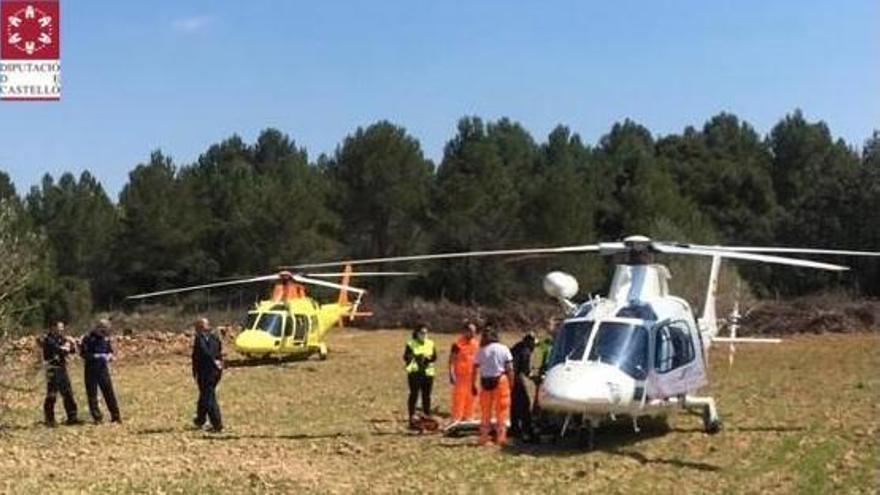 Imagen de los efectivos sanitarios durante la asistencia