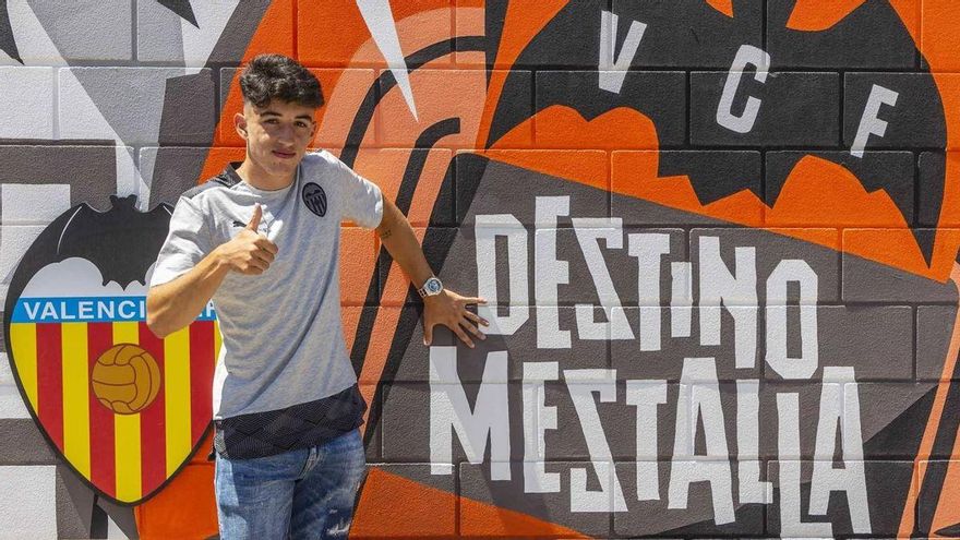 Diego López, excanterano del Sporting, ficha por el filial del Valencia