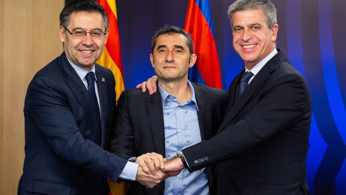 Ernesto Valverde ha firmado el contrato que le ligará con el Barcelona por una temporada más