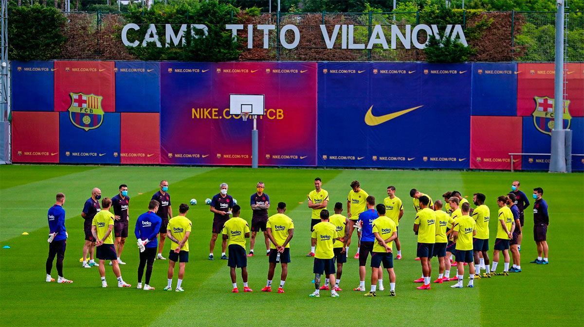 ¡Por fin todos juntos! Así se ha entrenado el Barça por primera vez de forma colectiva