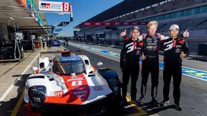 El Toyota número 8, con Hartley, Buemi y Hirakawa, saldrá desde la pole en Portimao